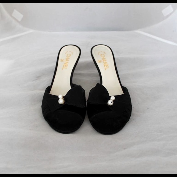CHANEL Shoes - ❤️Chanel❤️satin bow slides with signature CC pearl